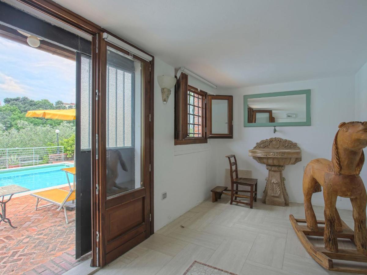 Apartment Borgo Della Limonaia-1 By Interhome 피에베아니에볼레 외부 사진